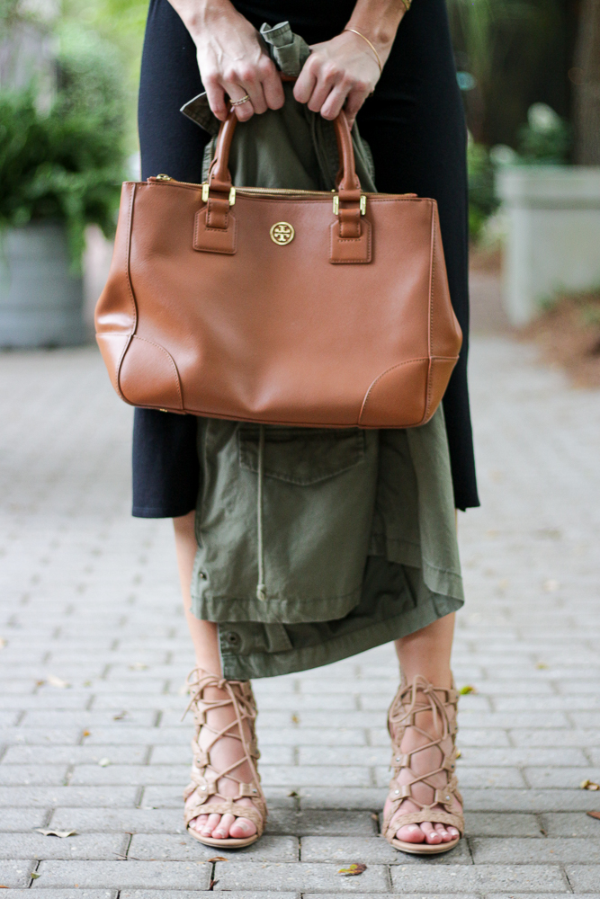 tory burch tote bag black